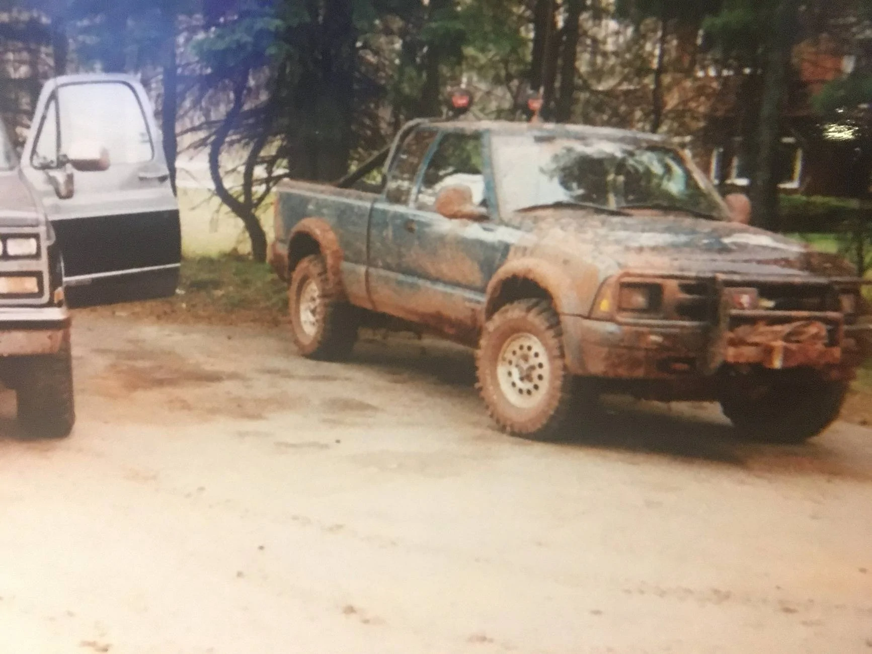 Jeep Gladiator Are "larger tires" really a fairly recent thing? ZR2 on swamper thornbirds