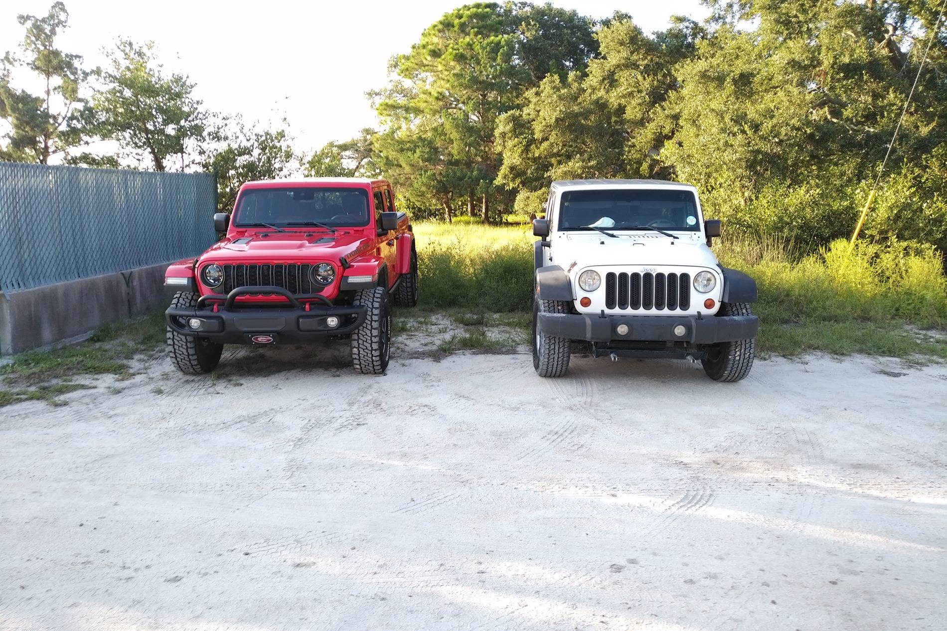 Jeep Gladiator Jeeps Parking Next To Jeeps IMG_20250717_1928359