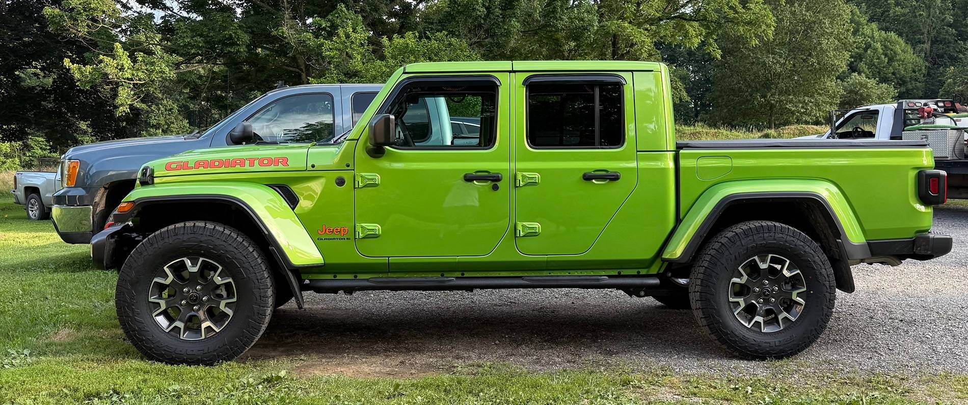 Jeep Gladiator HELP ME DECIDE - 35" vs 285/75/17 IMG_2319