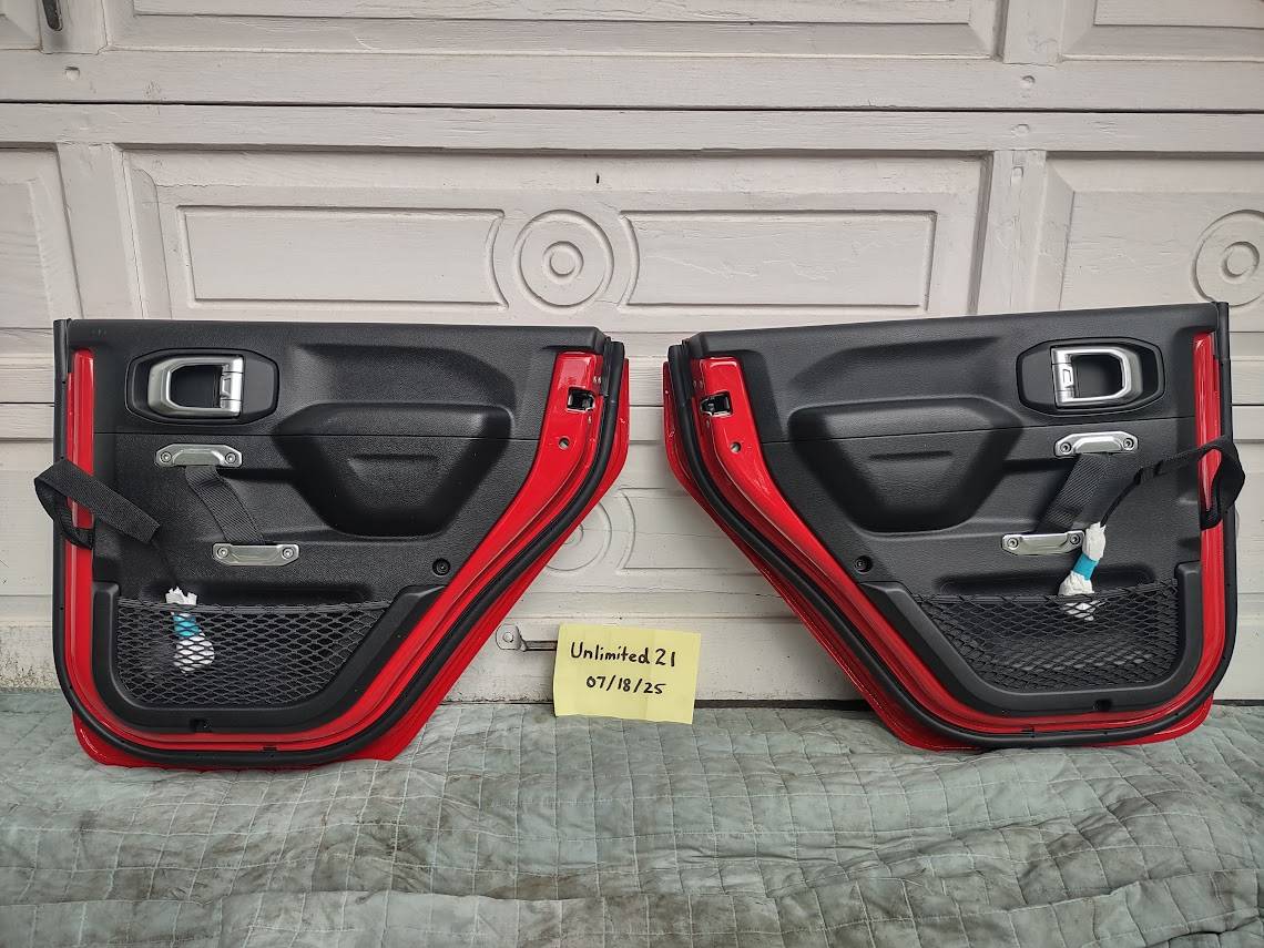 Jeep Gladiator Jeep half doors for Gladiator JT back doors inside