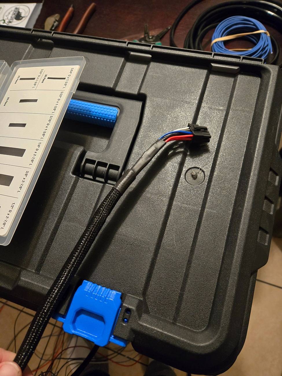 Jeep Gladiator Kicker 51HS10 Hideaway Sub Install (non-Alpine) 20250717_203836