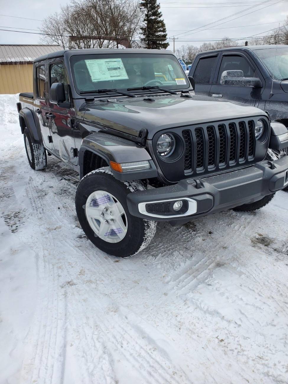 Jeep Gladiator How It Started vs. How It’s Towing/Hauling/Crawling IMG_4267