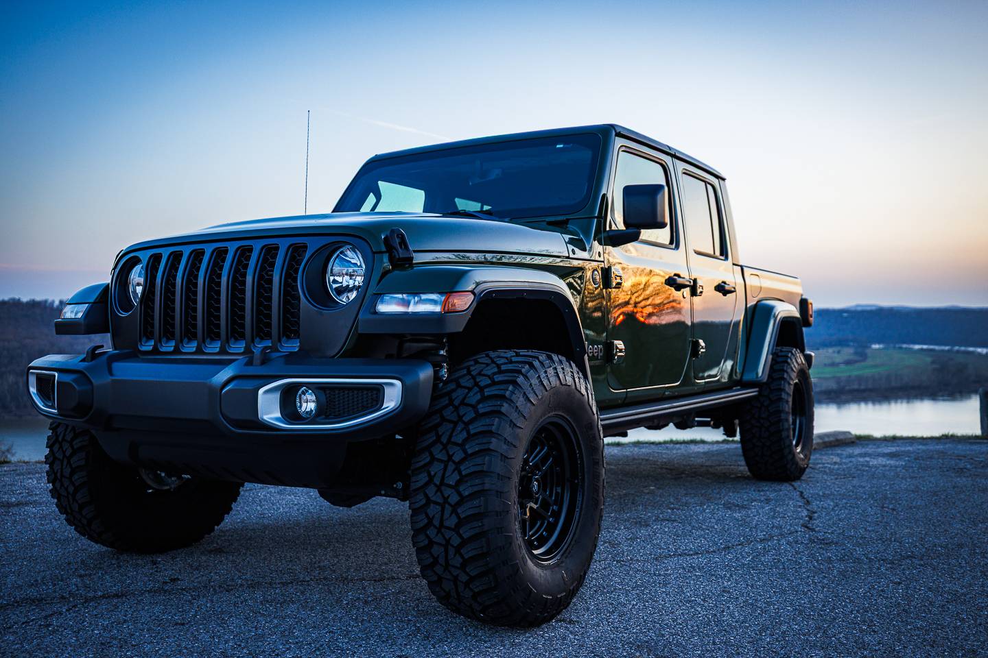Jeep Gladiator 2023 Jeep Gladiator REDUCED Jeep-7