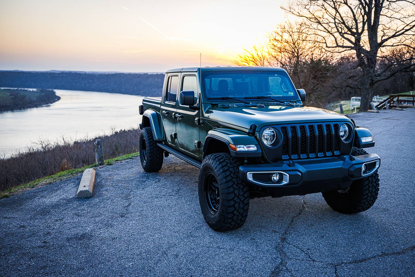 Jeep Gladiator 2023 Jeep Gladiator REDUCED Jeep-2