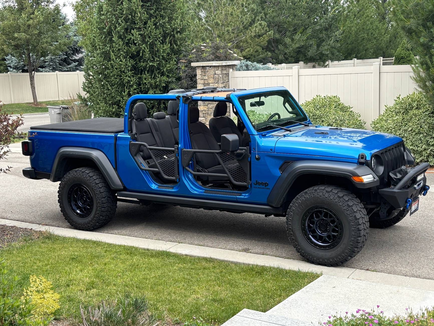 Jeep Gladiator Put it on a diet… doors and top removed and weighed IMG_1889