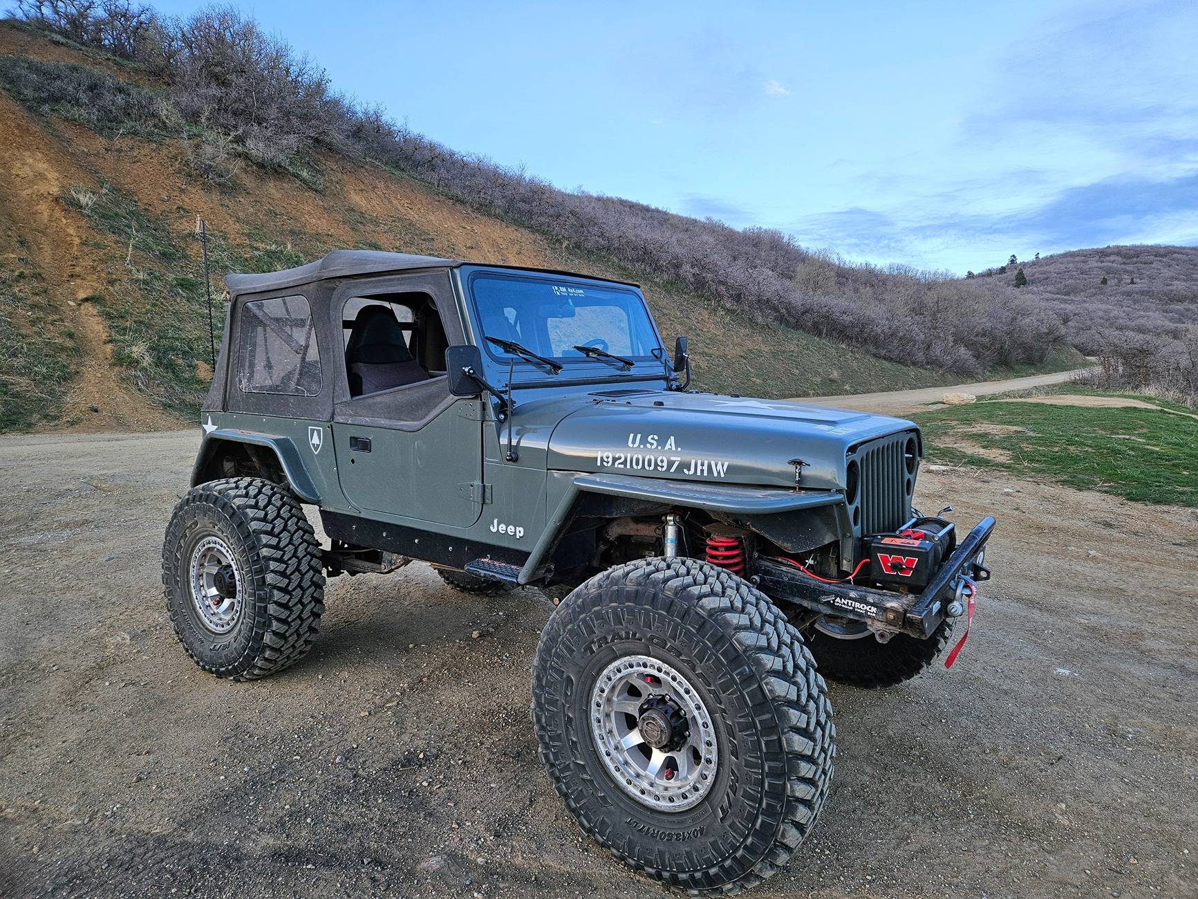 Jeep Gladiator What’s in Your Garage (Besides Your Cool Gladiator)? Let's Share!🚗🛠️ 20250419_200131 (1)