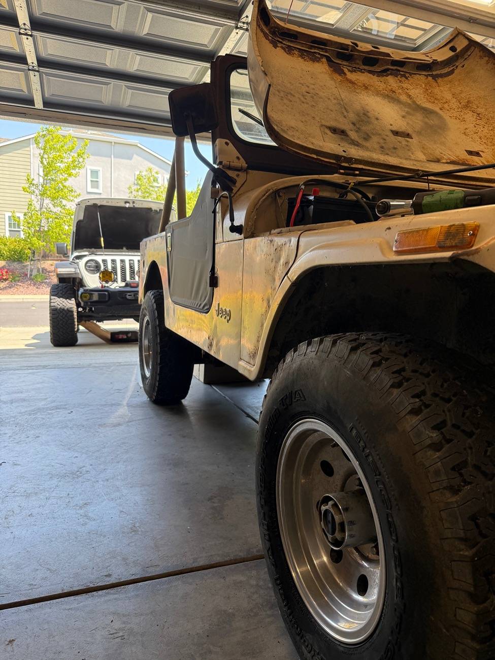 Jeep Gladiator What’s in Your Garage (Besides Your Cool Gladiator)? Let's Share!🚗🛠️ IMG_1389