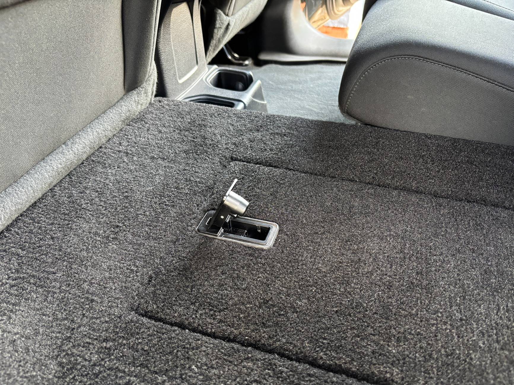 Jeep Gladiator DIY Rear Seat Delete IMG_6294.JPG