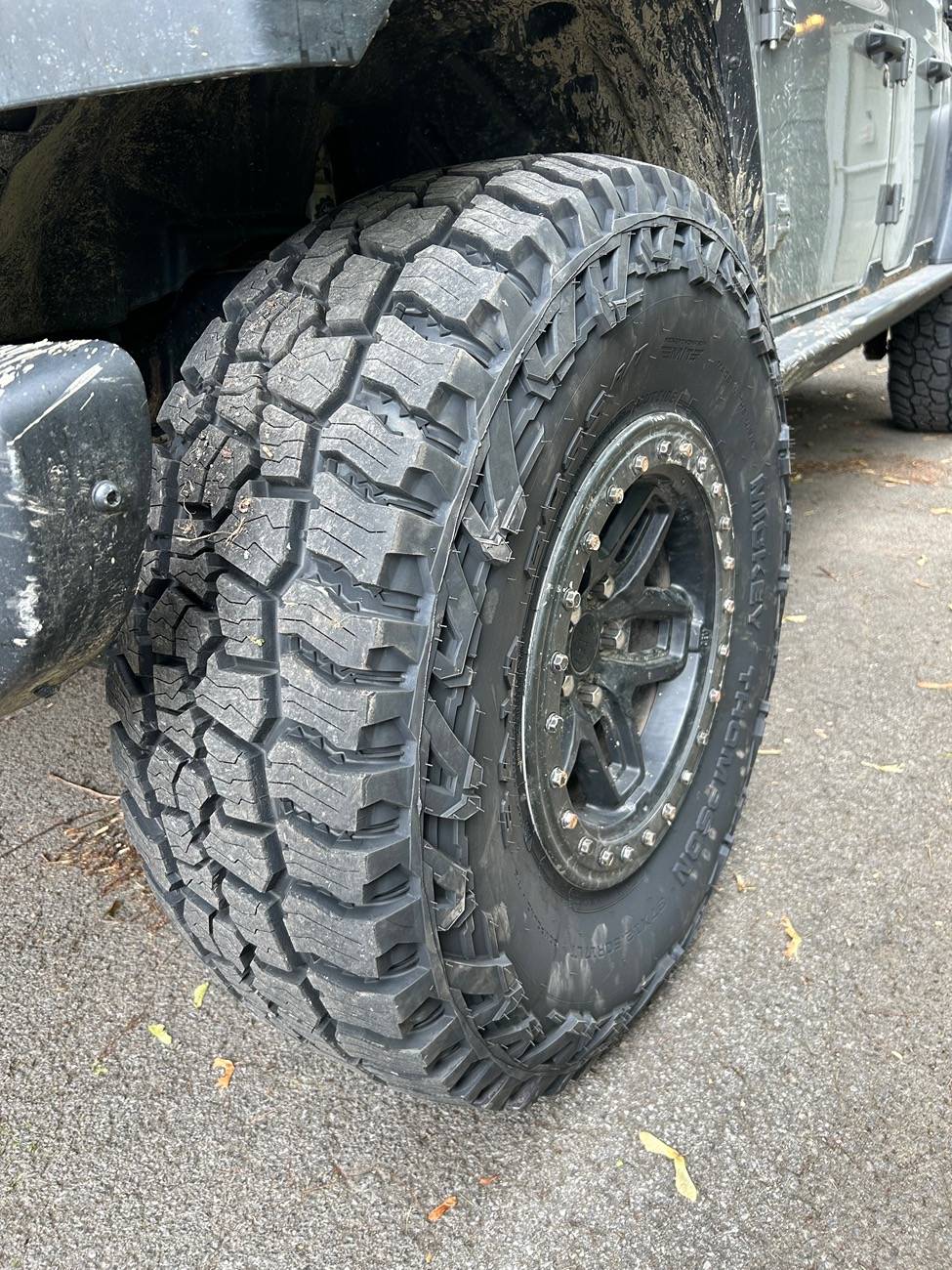 Jeep Gladiator AEV Borah vs Salta XR IMG_9686