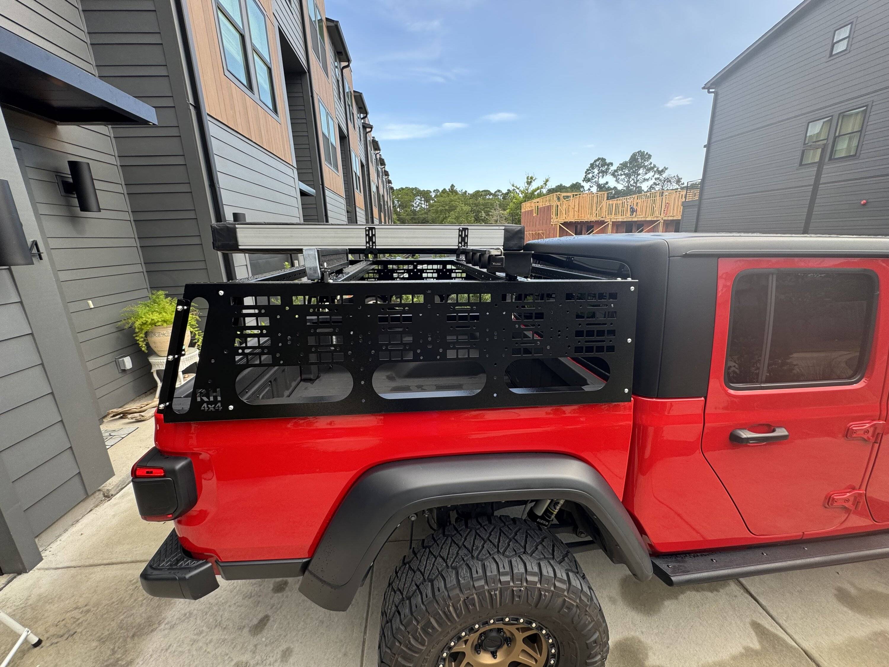 Jeep Gladiator New Rock Hard 4X4 Bed Rack and Top Oak Vision RTT IMG_1661
