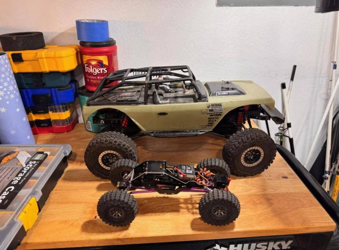 Jeep Gladiator What’s in Your Garage (Besides Your Cool Gladiator)? Let's Share!🚗🛠️ 1753467979676-lo
