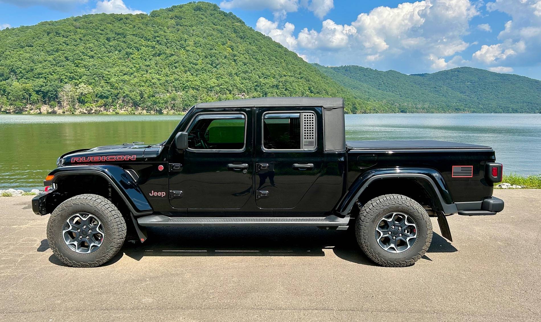 Jeep Gladiator Installed The 1.5” Leveling Kit IMG_9227
