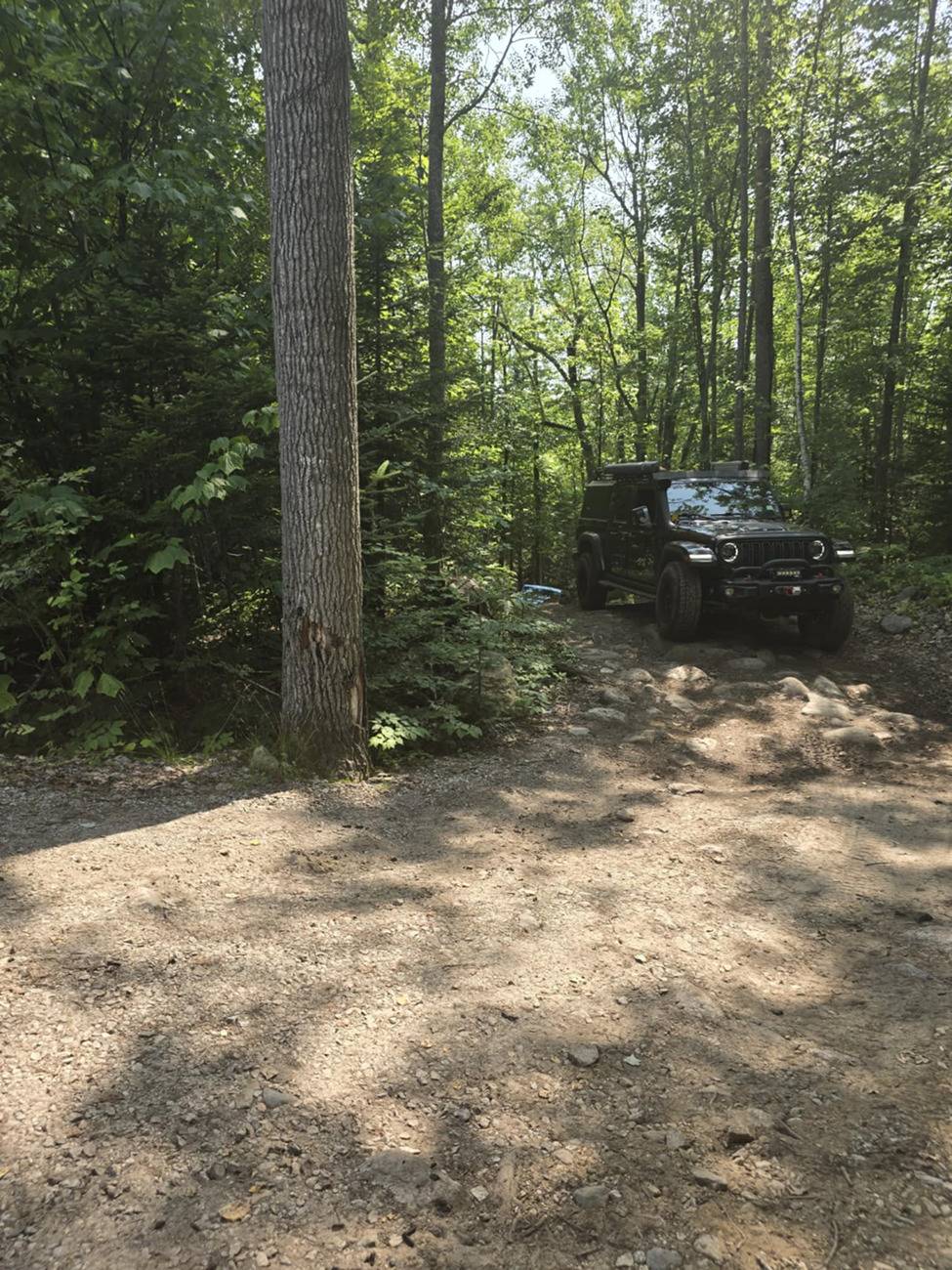 Jeep Gladiator NH Jericho JT Takeover 4x4 BOH Trail Ride and Mt. Washington Gladiator's On Top 2025 glen2