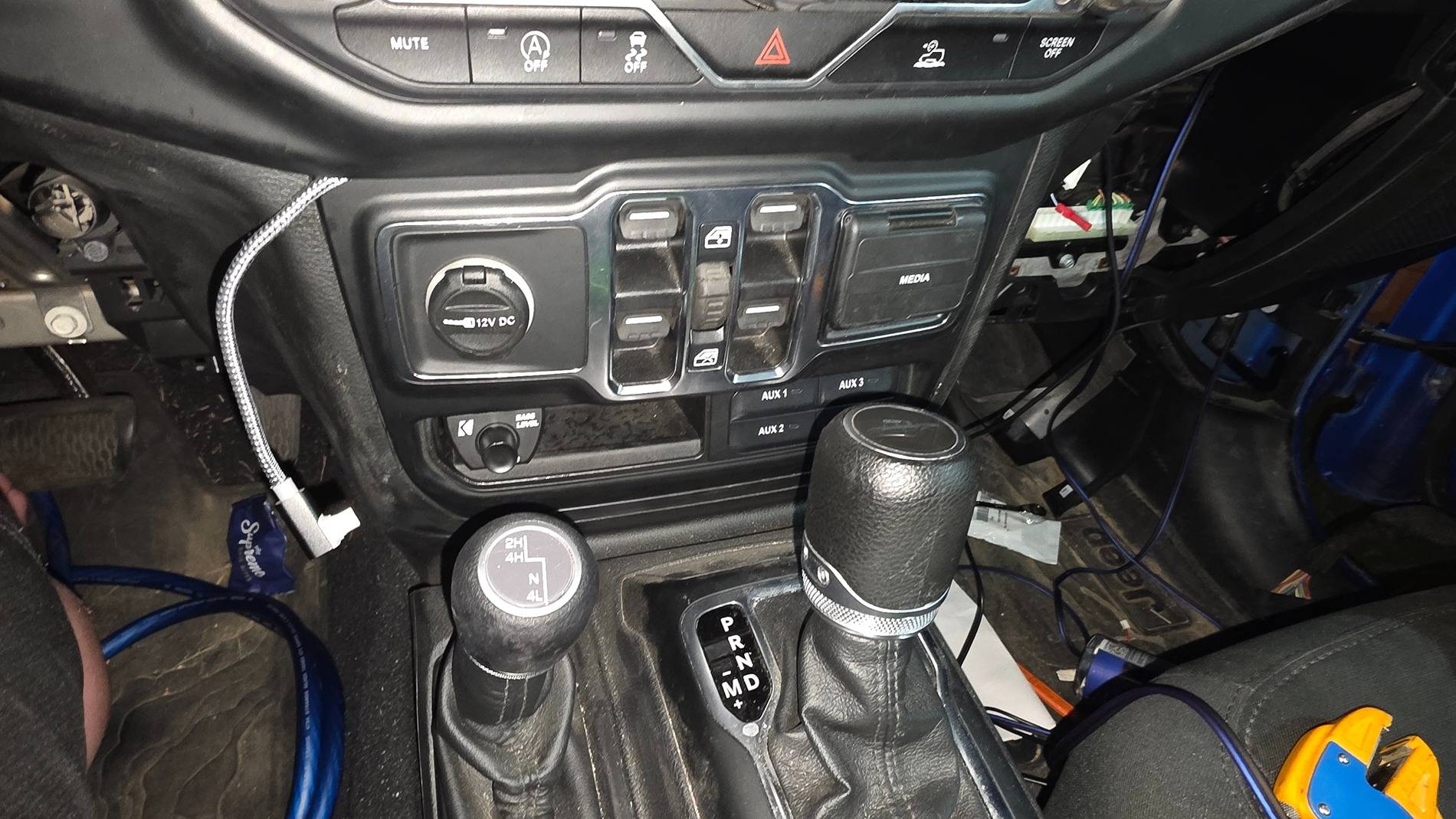 Jeep Gladiator Garzilla 2.0 - 2021 Hydro Blue - Are you not entertained? 20250719_221741