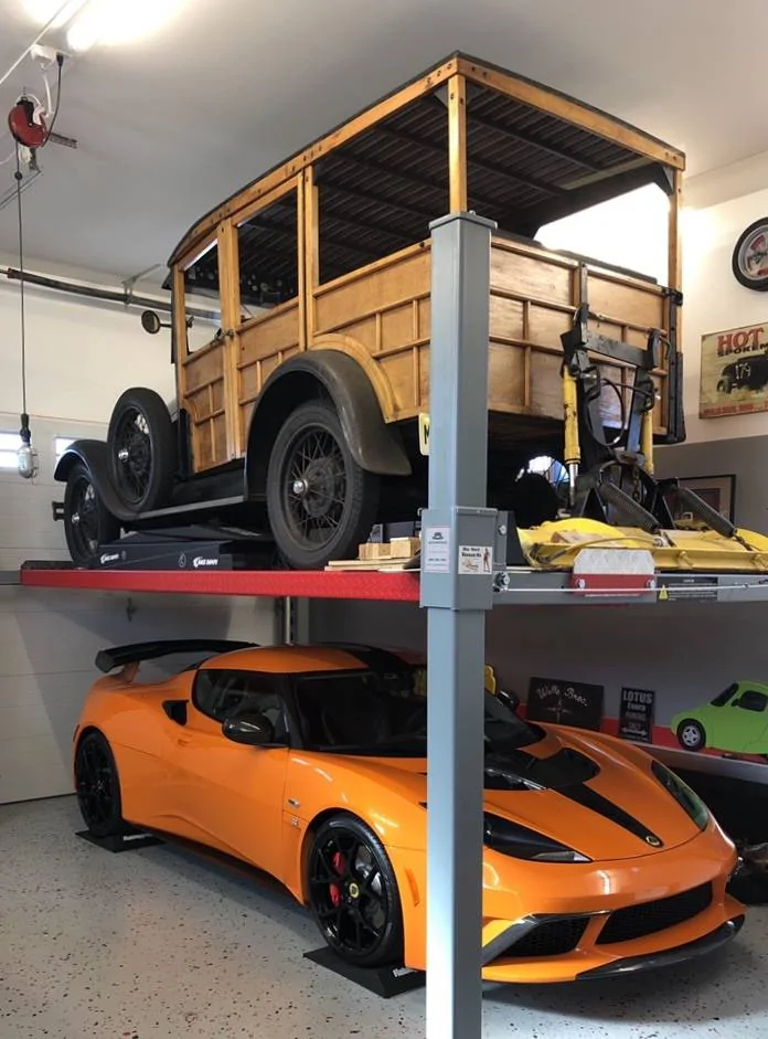 Jeep Gladiator What’s in Your Garage (Besides Your Cool Gladiator)? Let's Share!🚗🛠️ a
