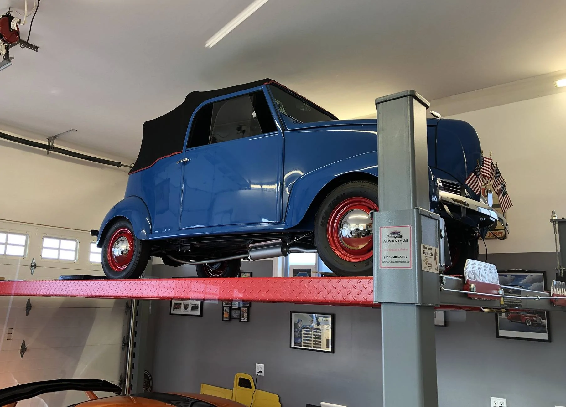 Jeep Gladiator What’s in Your Garage (Besides Your Cool Gladiator)? Let's Share!🚗🛠️ 
