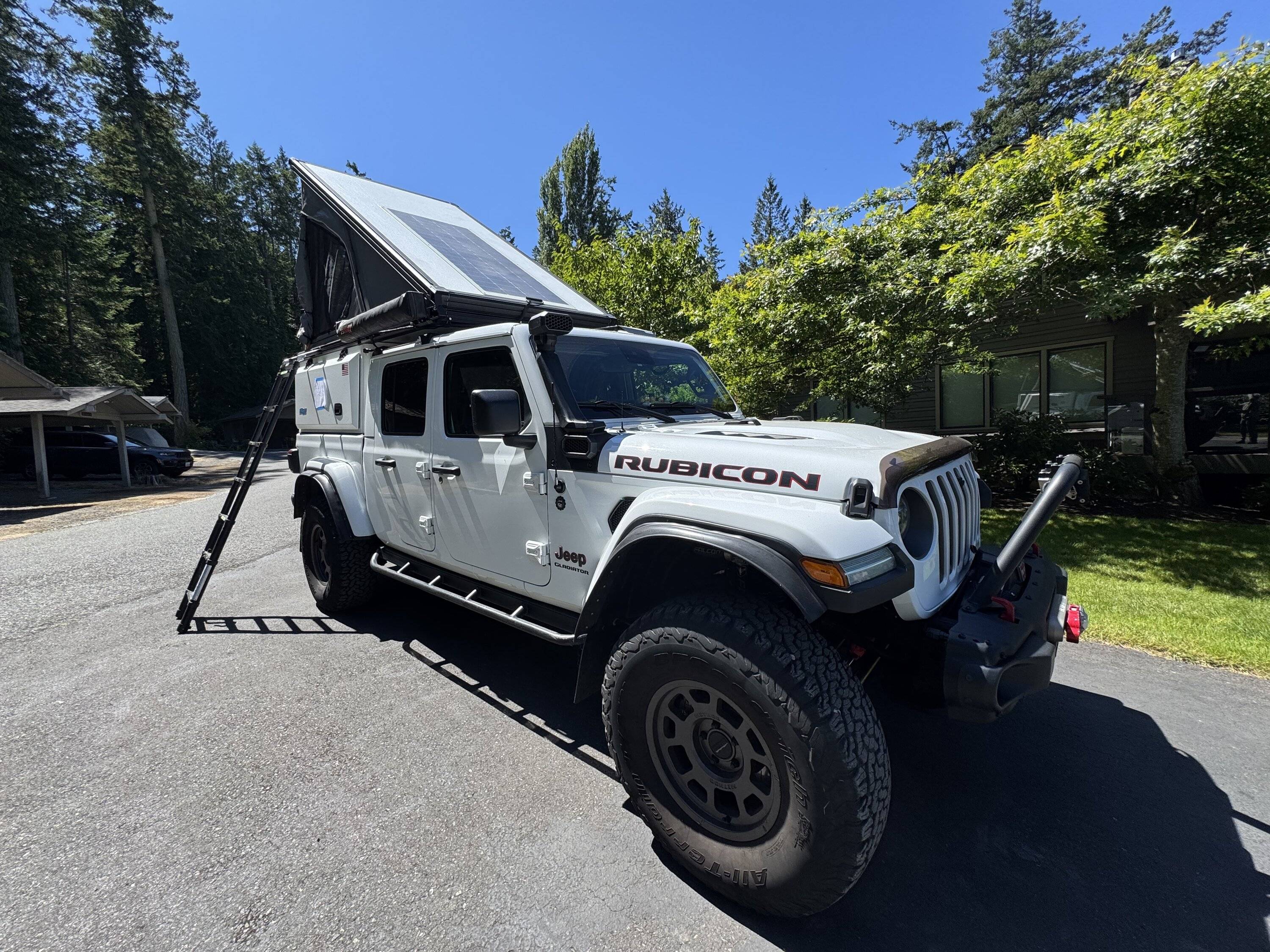 Jeep Gladiator Super Pacific Camper X1 IMG_1953