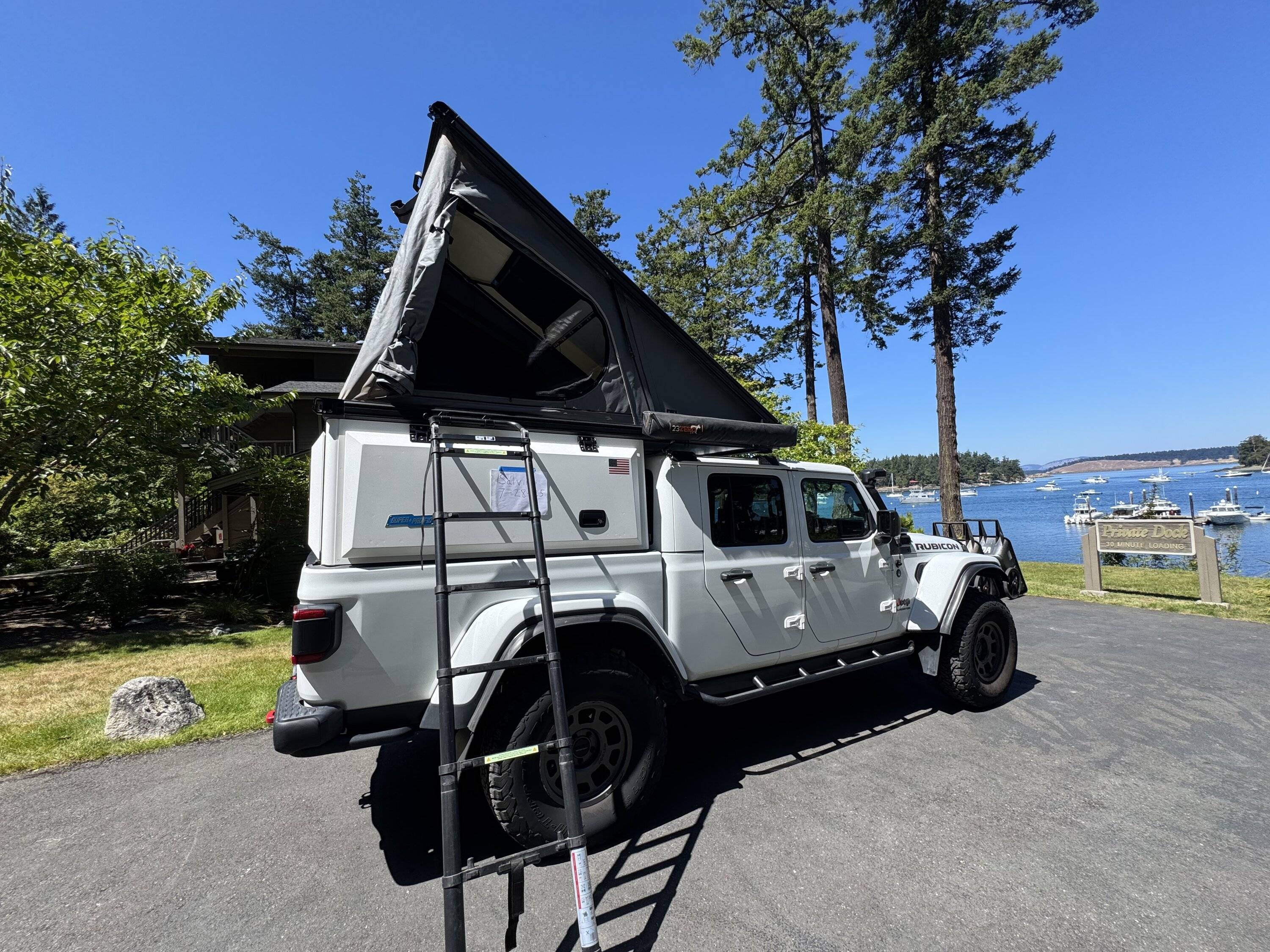 Jeep Gladiator Super Pacific Camper X1 IMG_1952