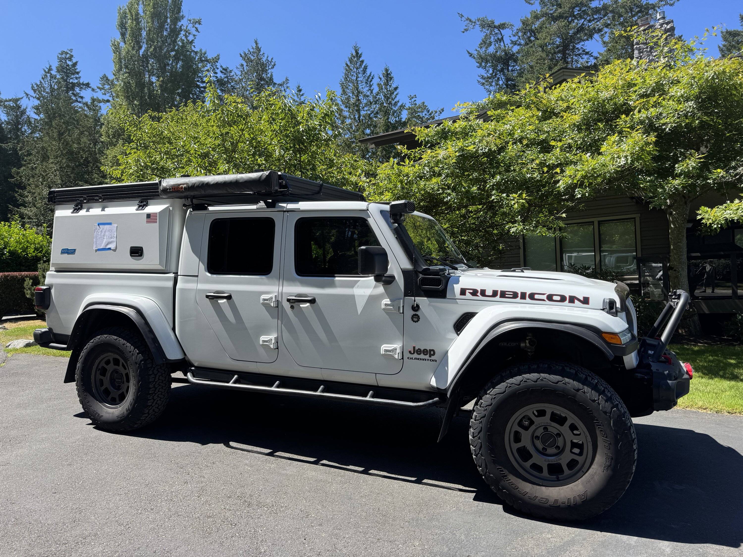 Jeep Gladiator Super Pacific Camper X1 IMG_1948