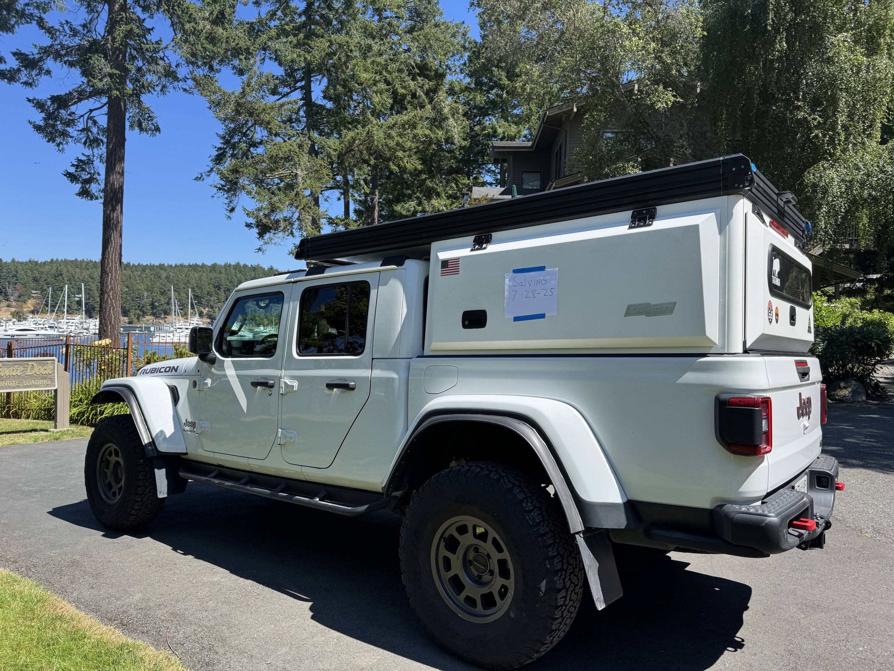 Jeep Gladiator Super Pacific Camper X1 IMG_1947