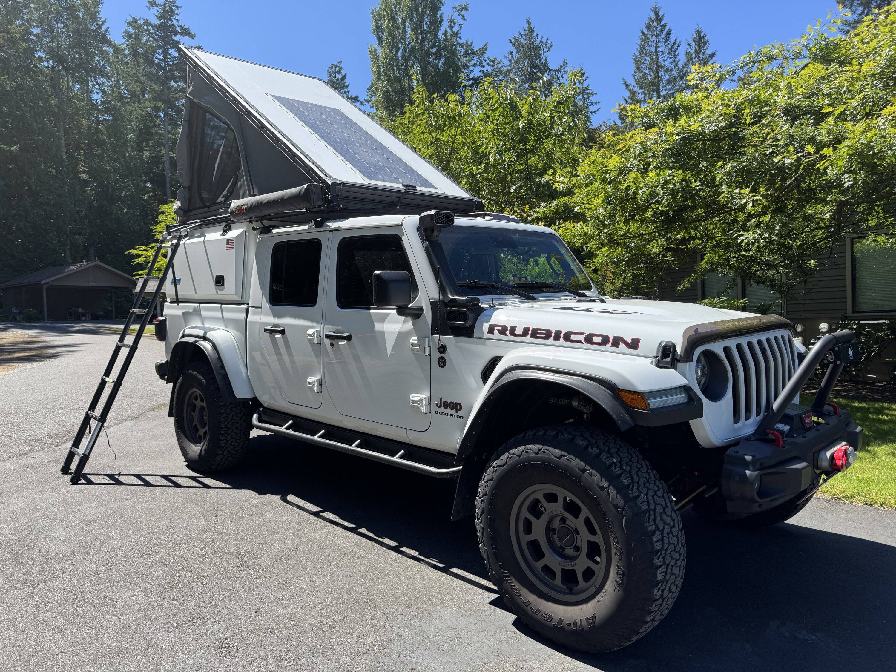 Jeep Gladiator Super Pacific Camper X1 IMG_1956