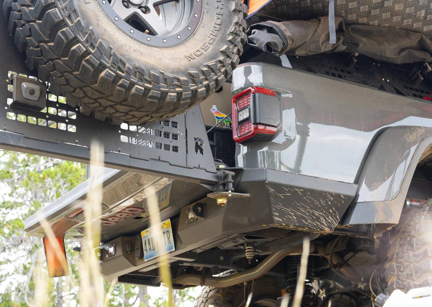 Jeep Gladiator Purchase advice on rear tailgate tire carrier GladiatorRearBumperTireCarrier-3