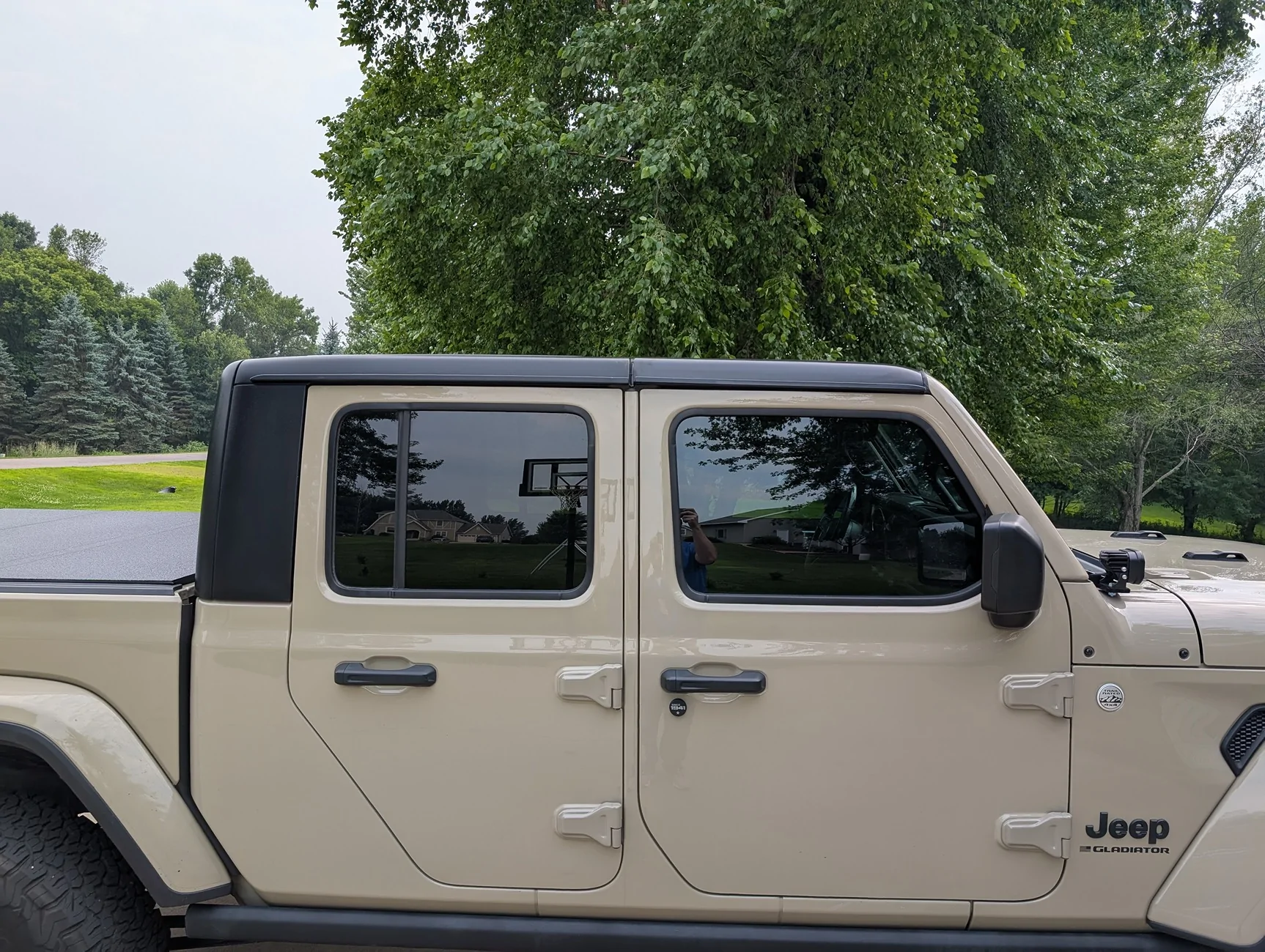 Jeep Gladiator Holy sunroof Batman! Sky365 Glass Sun Roof Panel Test Review 1000003818
