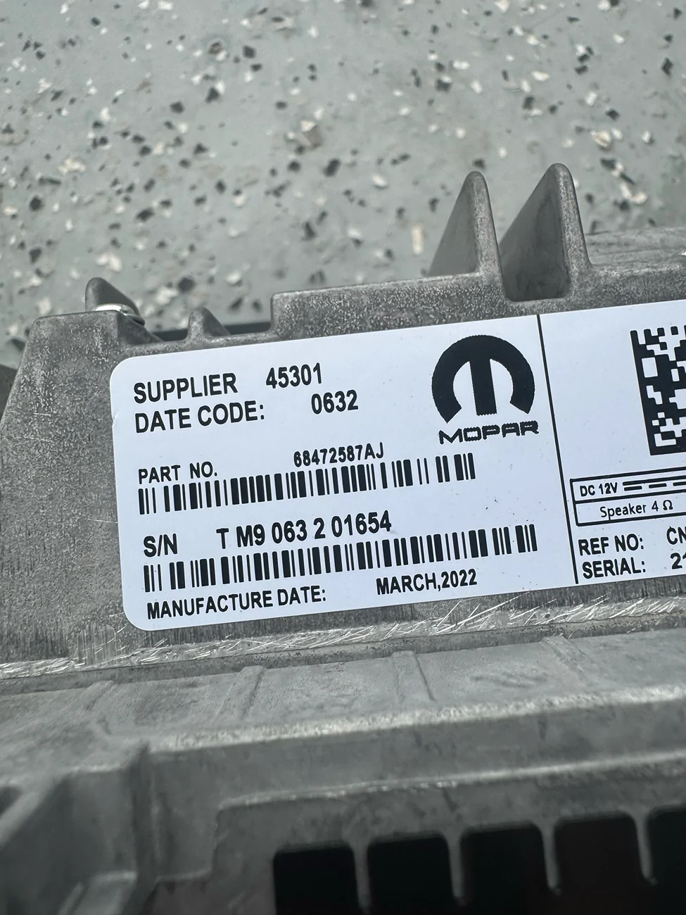 Jeep Gladiator 8.4" Uconnect with bezel $675 OBO shipped tempImageDhQXYn