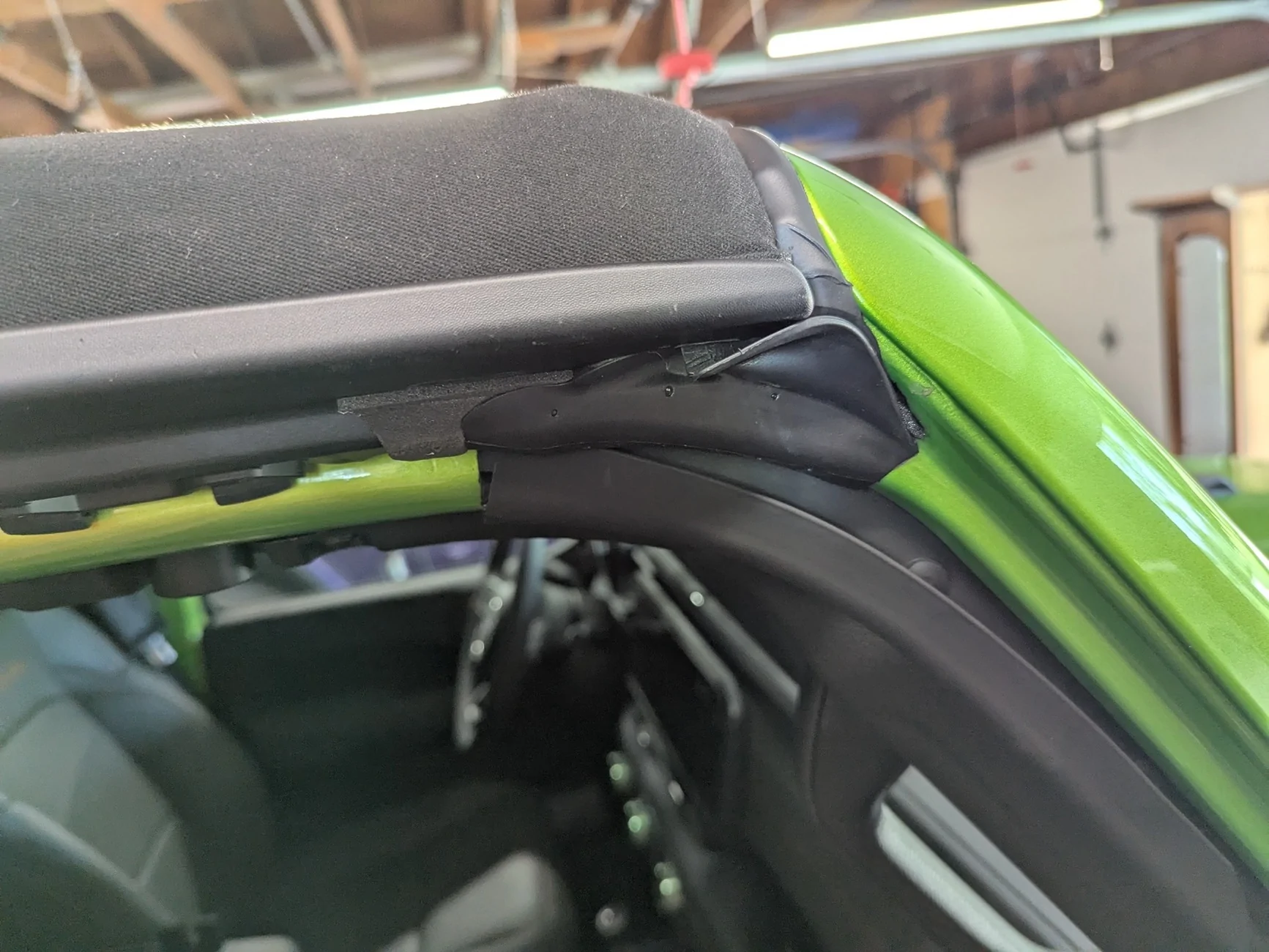 Jeep Gladiator Sunrider owners - MY mess-up, or theirs? PXL_20250731_183504519