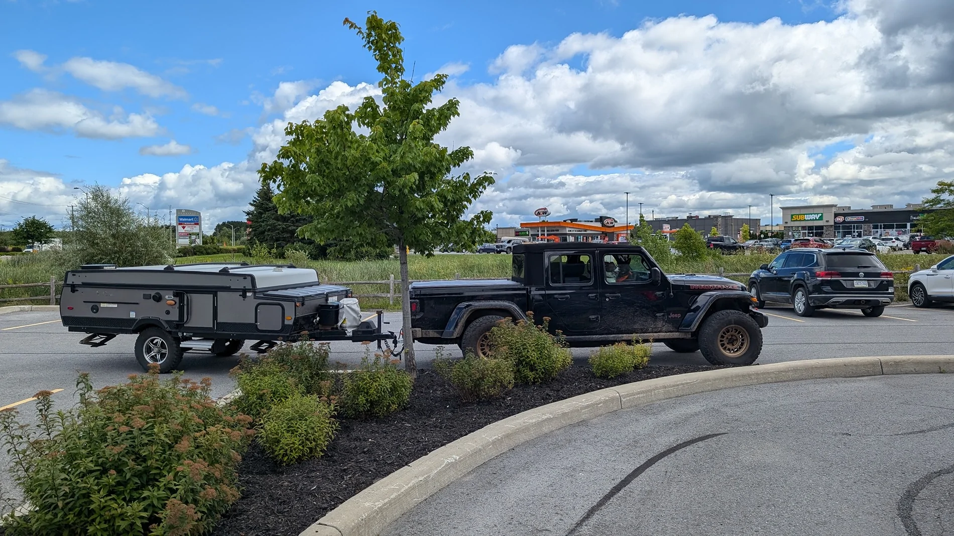 Jeep Gladiator Storage hacks and ideas 1000041968