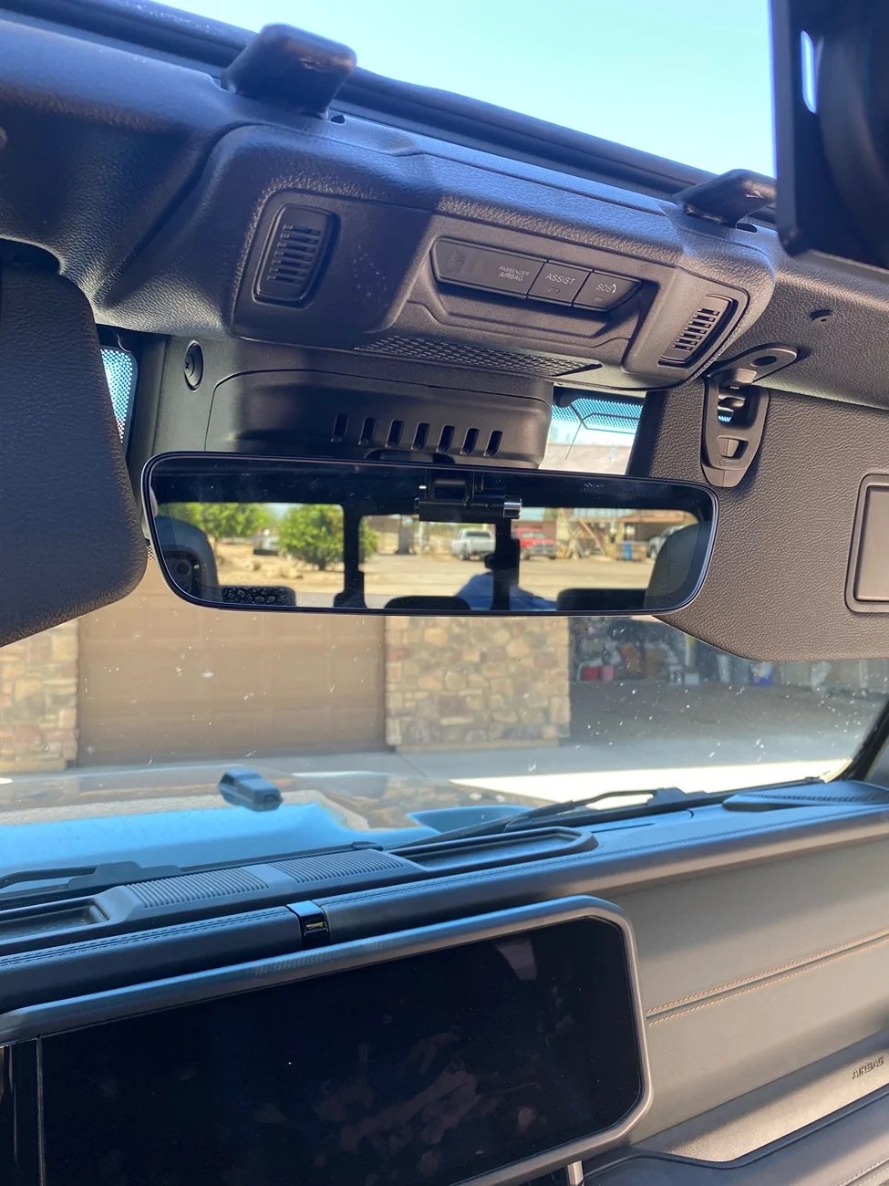 Jeep Gladiator Followup and install of overhead bar/rifle rack IMG_9353