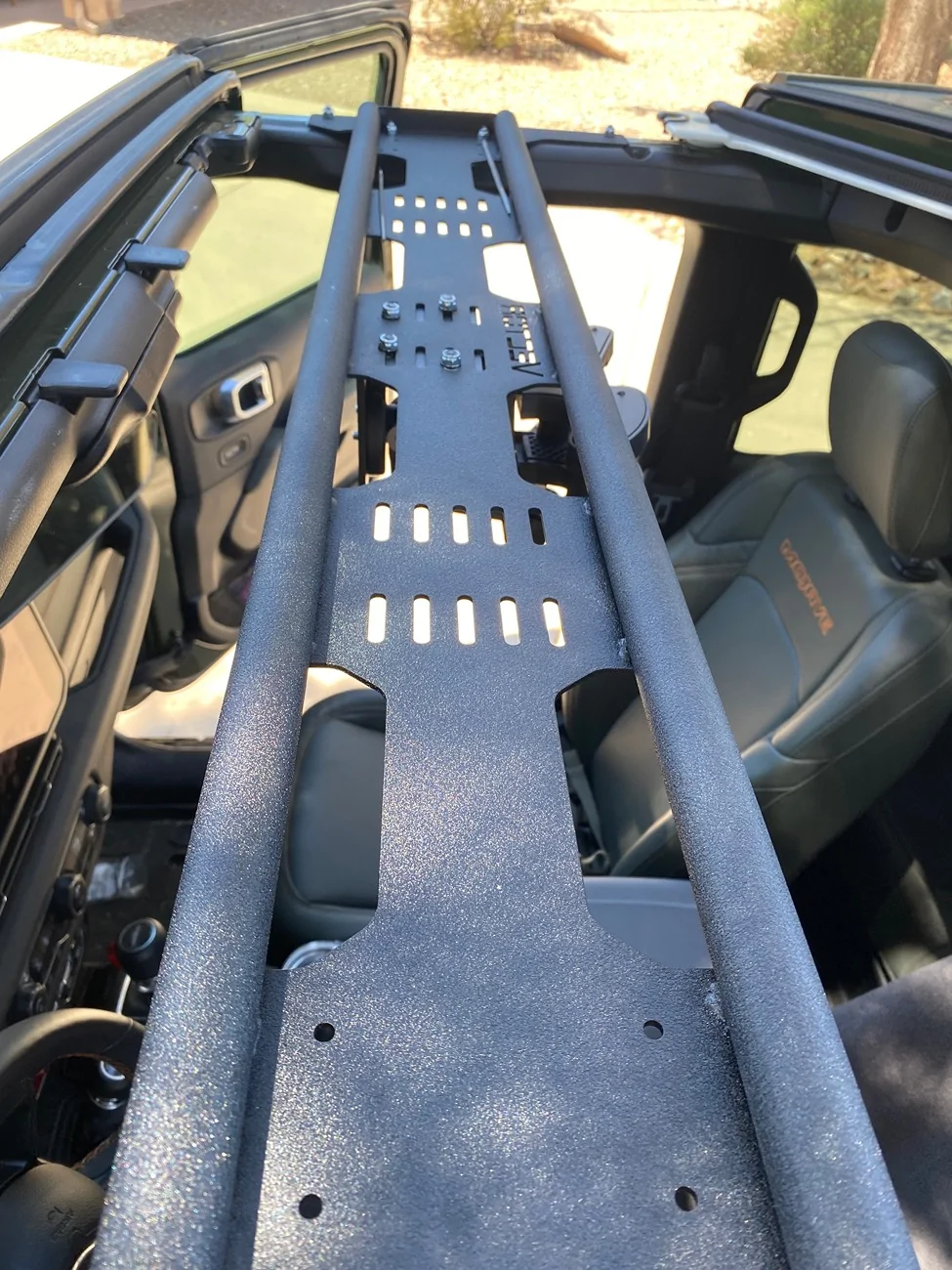 Jeep Gladiator Followup and install of overhead bar/rifle rack IMG_9349