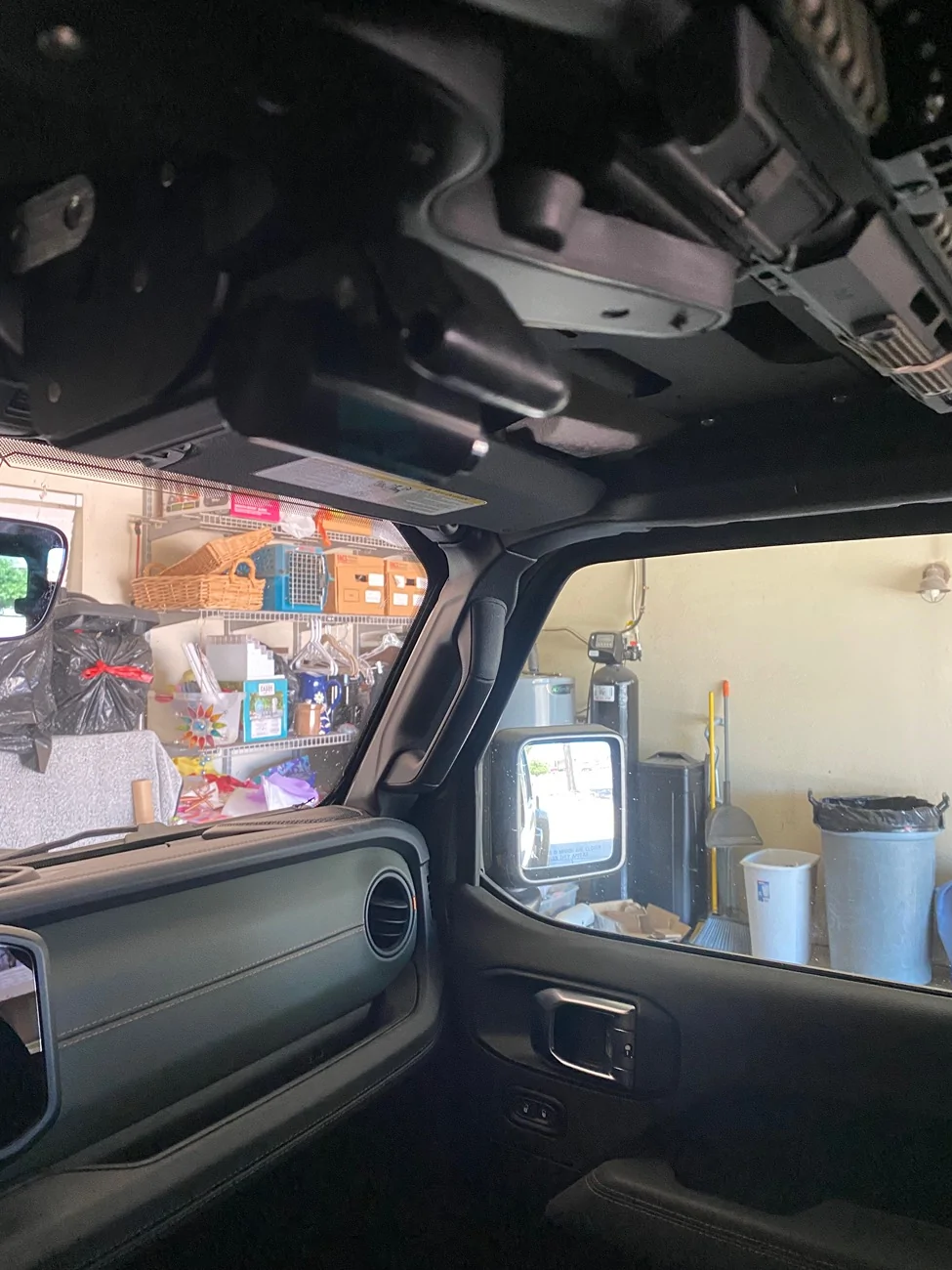 Jeep Gladiator Followup and install of overhead bar/rifle rack IMG_9354