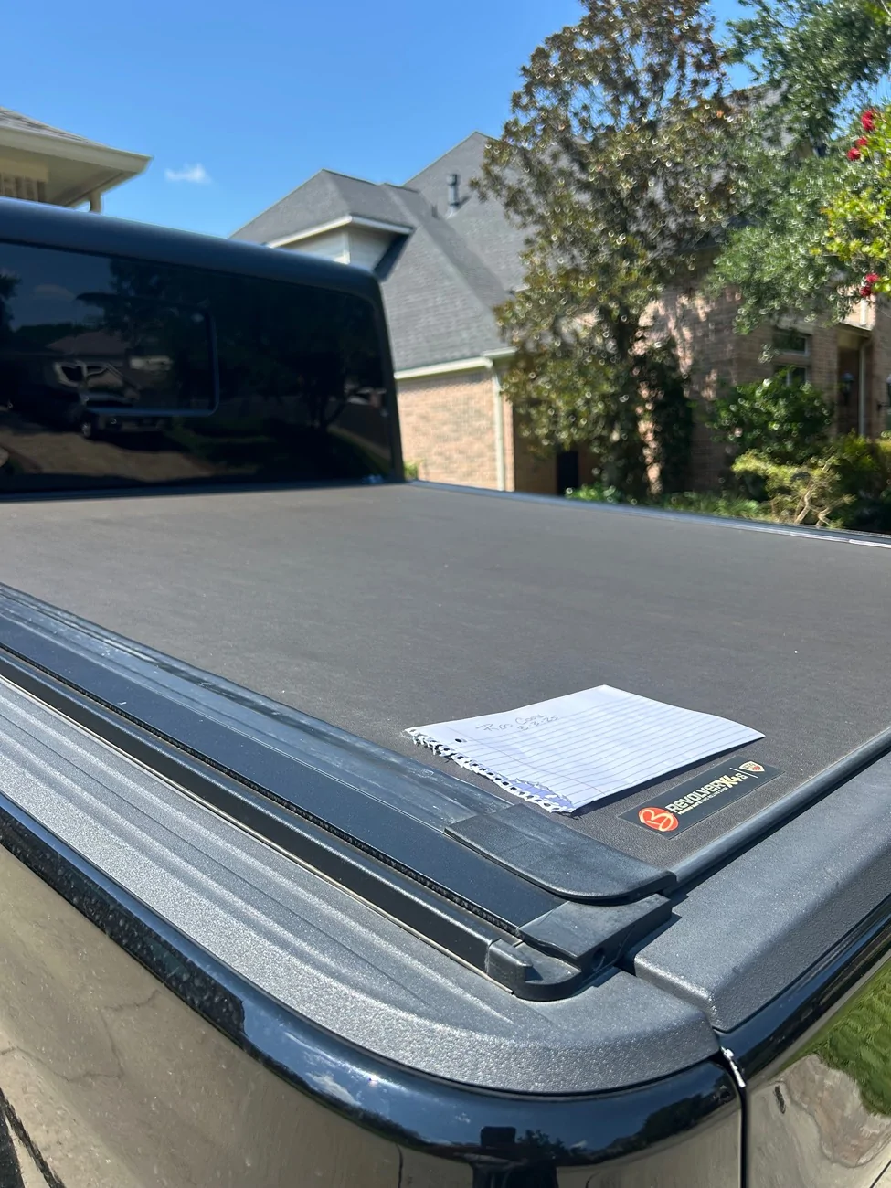 Jeep Gladiator Bestop Sunrider and X4S bed cover IMG_8802