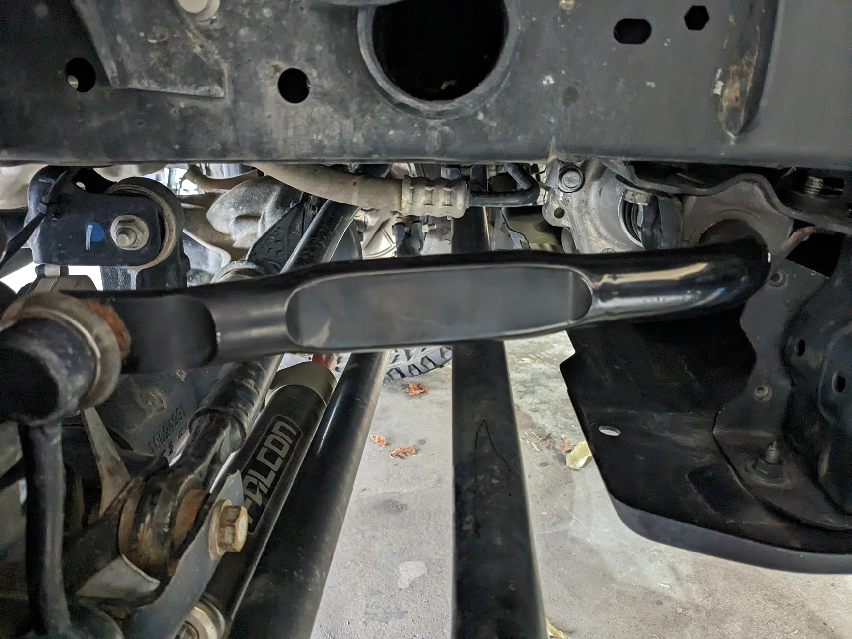 Jeep Gladiator Rubicon Sway Bar Disconnect on a Sport PXL_20231116_163926384