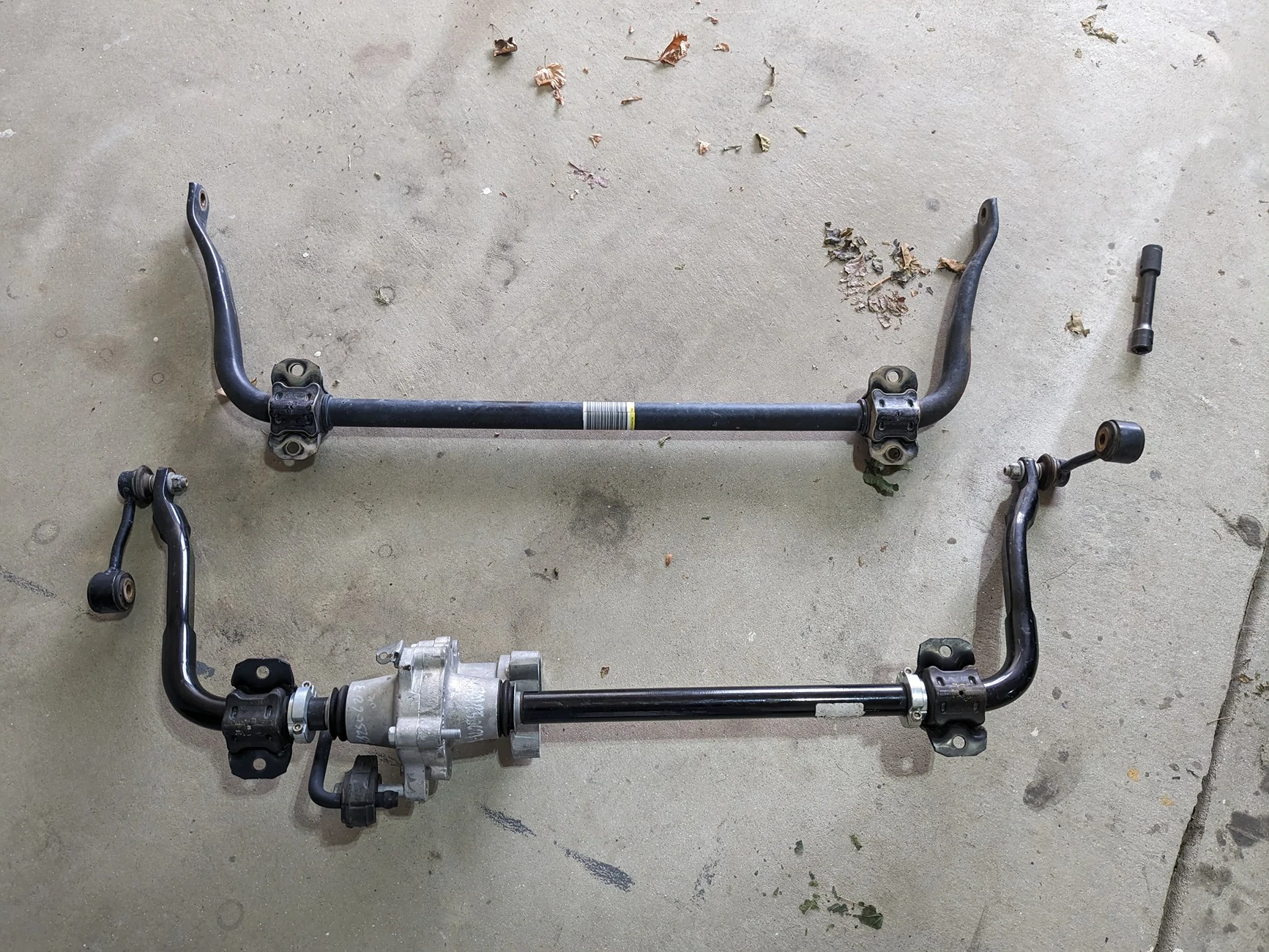 Jeep Gladiator Rubicon Sway Bar Disconnect on a Sport PXL_20231116_155743634