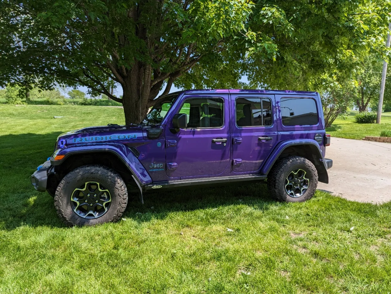 Jeep Gladiator 2026 Exterior Colors (per JL) PXL_20230520_173525541.MP