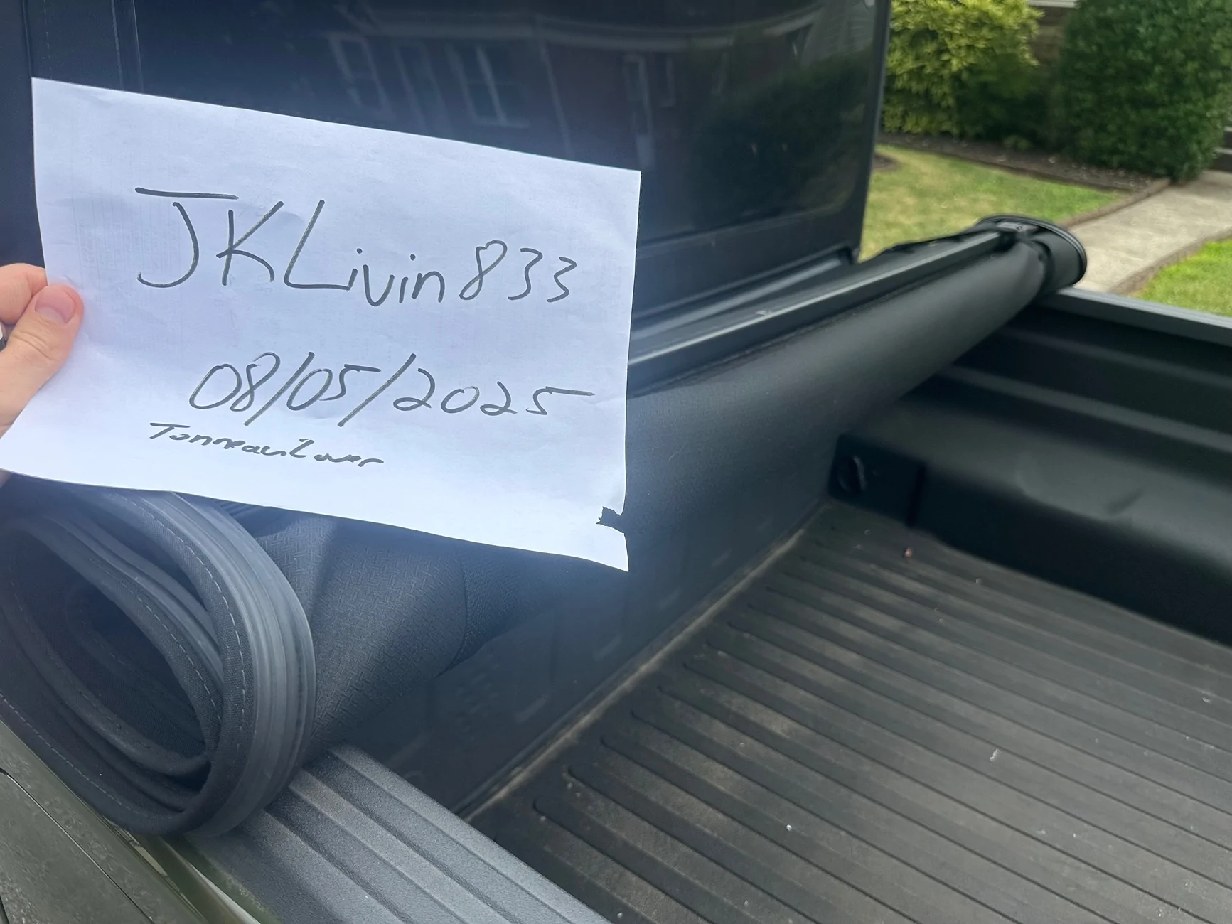 Jeep Gladiator MOPAR Premium Twill Tonneau Cover IMG_6675