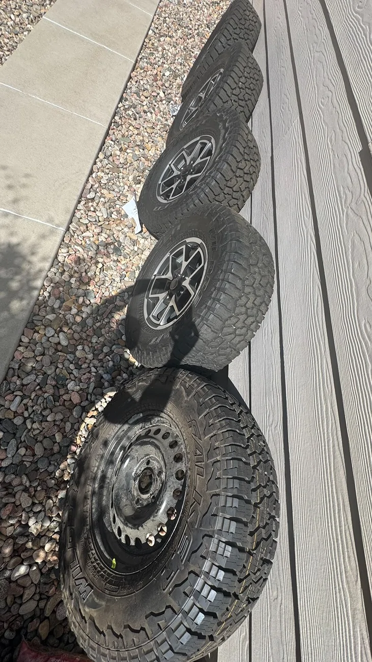 Jeep Gladiator Falken Wildpeak M/T LT285/70R/17 Tires, Rubicon Wheels, and more - $1,300 OBO IMG_5239