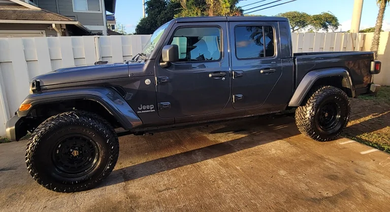 Jeep Gladiator 3.5" Lift On 35's jt-35snolift