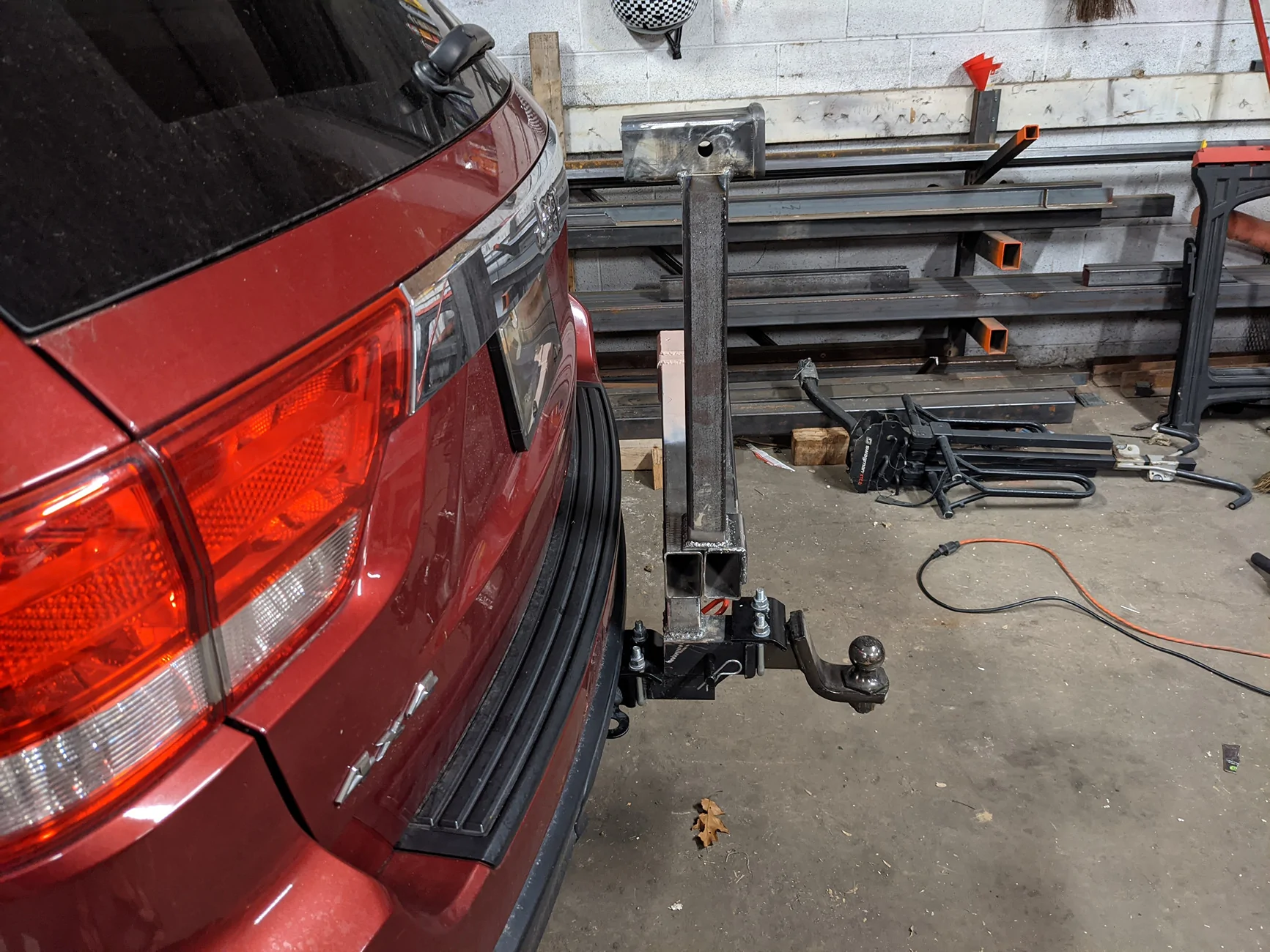 Jeep Gladiator Purchase advice on rear tailgate tire carrier PXL_20201102_014814293