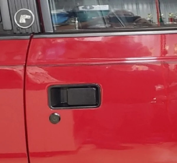 sx4-door-handle.jpg