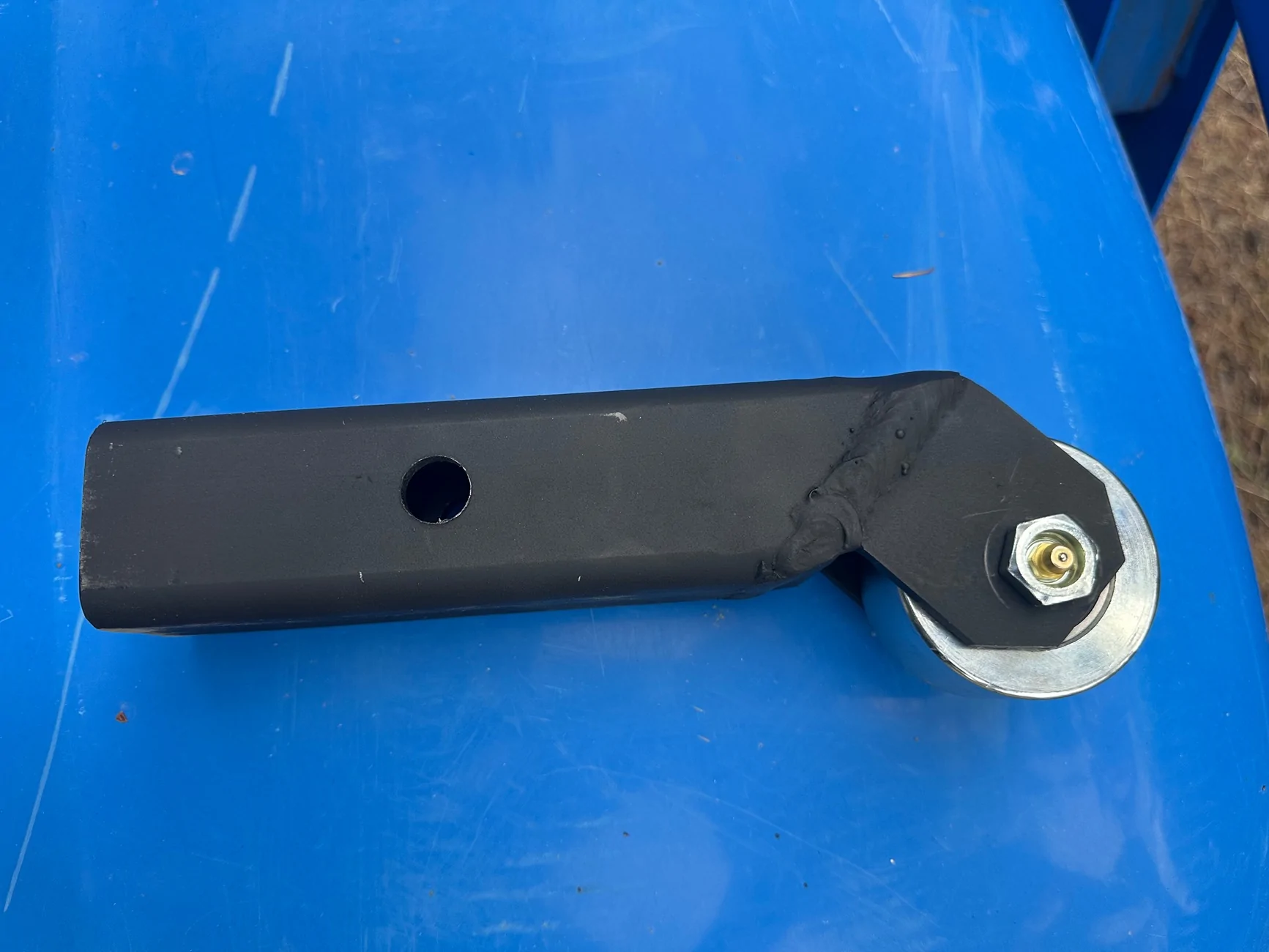 Jeep Gladiator Hitch roller (for wheelies) IMG_2436