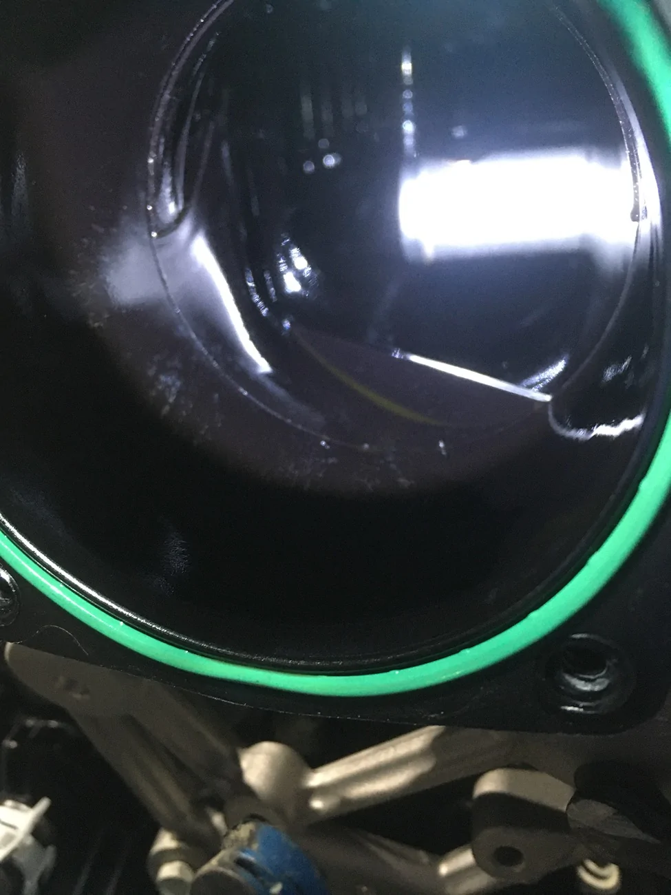 Jeep Gladiator Can an extra oil quart cause a seal leak? Here's some facts - 68654641414__044C4176-685F-4BCF-A006-9A6982D48E1B