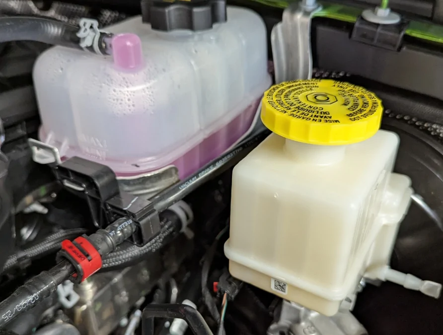 Jeep Gladiator Leaking Coolant Reservoir? (Always check your fluids!!) 1754788170861-23