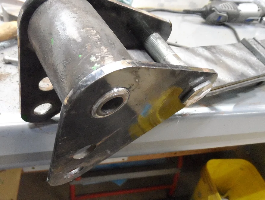 caltracs-bushing-mod-5.webp