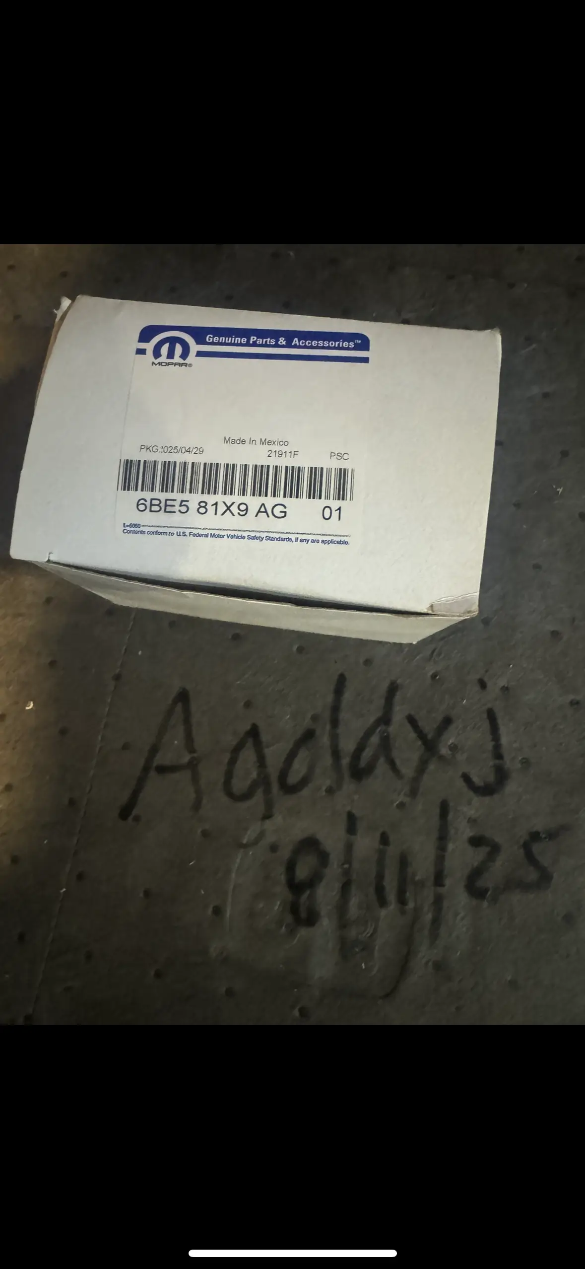 Jeep Gladiator Oem aux switches IMG_5995