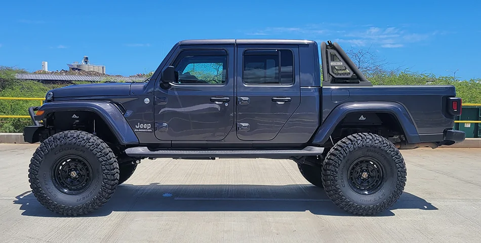 Jeep Gladiator Sports Bars - Post 'Em sportsbar-photosho