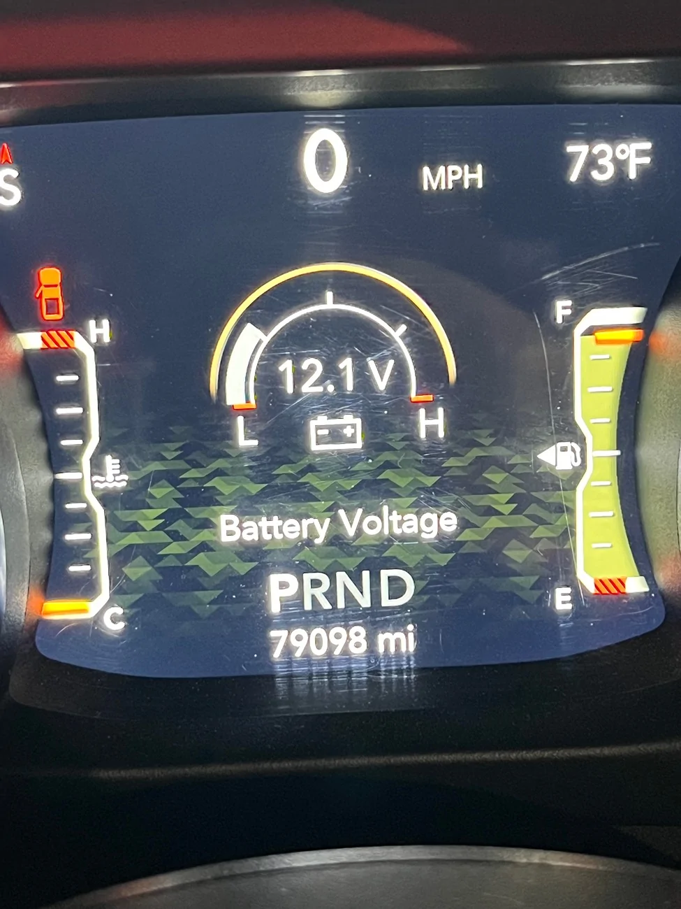 Jeep Gladiator Dash Voltage reading vs Multimeter at Battery IMG_4887