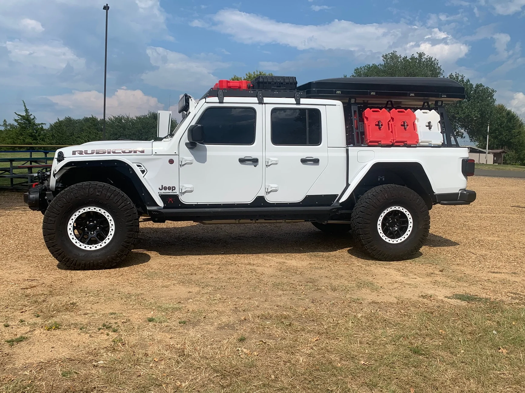 Jeep Gladiator Show your tinted Gladiators and tell us what % percentage tint film IMG_2989